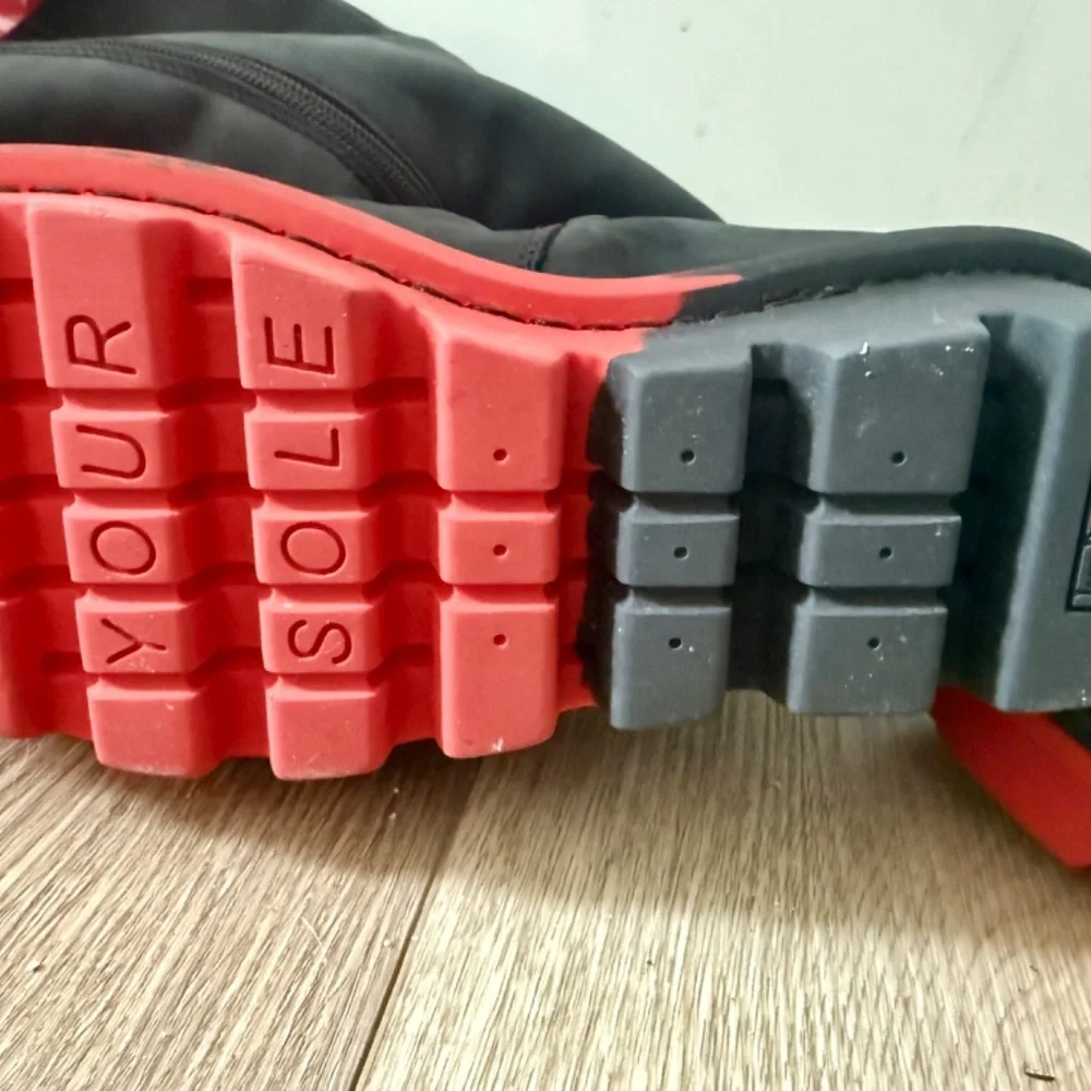 John Fluevog Renegade Boots | Black | Size 9 - Picture 4 of 5